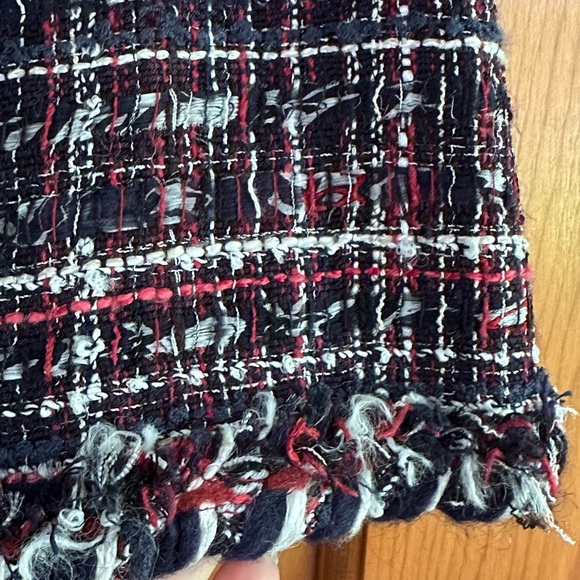 Chanel 08A Boucle Tweed Knee-Length Skirt 2008 Fall Collection by Karl Lagerfeld - Picture 7 of 16